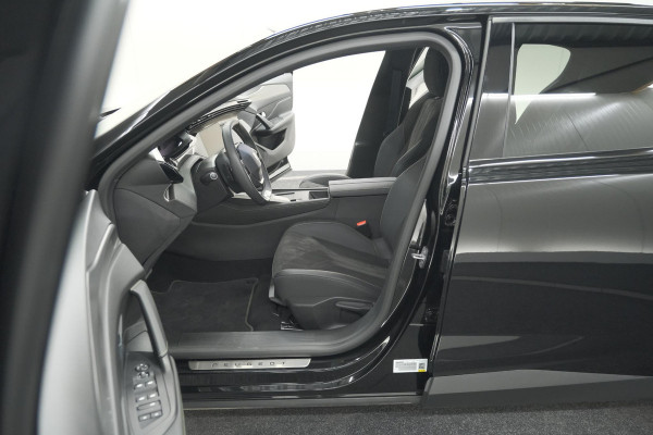 Peugeot 408 1.2 Hybrid 136 e-DCS6 GT | 360 Camera | Adaptieve Cruise Control | Elektronische Kofferklep | Apple Carplay