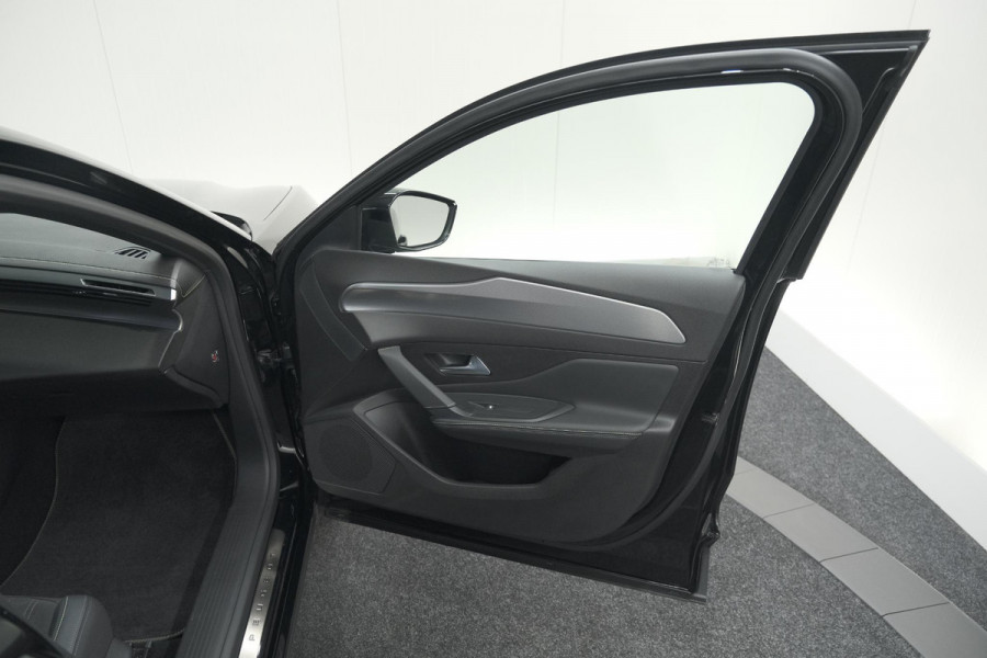 Peugeot 408 1.2 Hybrid 136 e-DCS6 GT | 360 Camera | Adaptieve Cruise Control | Elektronische Kofferklep | Apple Carplay