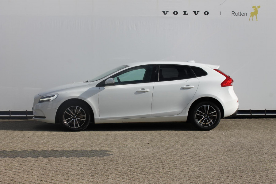 Volvo V40 T3 152PK Automaat Momentum Cruise control / Navigatie / Standkachel / Stoelverwarming / Climate control / Bluetooth telefoonkoppeling / Parkeersensoren voor en achter met parkeercamera achter Volvo V40 T3 152PK Automaat Momentum Cruise control / Navigatie / Standkachel / Stoelverwarming / Climate control / Bluetooth telefoonkoppeling / Parkeersensoren voor en achter met parkeercamera achter