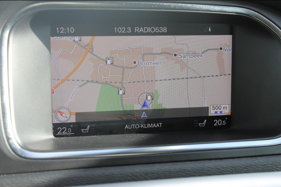 Volvo V40 T3 152PK Automaat Momentum Cruise control / Navigatie / Standkachel / Stoelverwarming / Climate control / Bluetooth telefoonkoppeling / Parkeersensoren voor en achter met parkeercamera achter Volvo V40 T3 152PK Automaat Momentum Cruise control / Navigatie / Standkachel / Stoelverwarming / Climate control / Bluetooth telefoonkoppeling / Parkeersensoren voor en achter met parkeercamera achter