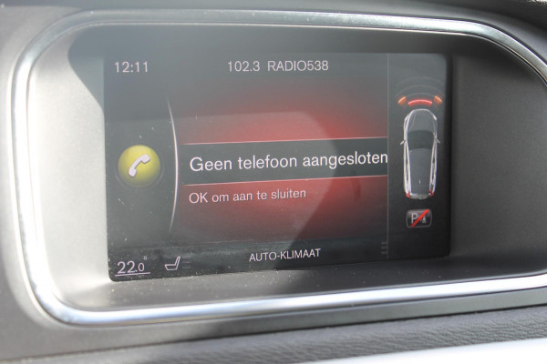 Volvo V40 T3 152PK Automaat Momentum Cruise control / Navigatie / Standkachel / Stoelverwarming / Climate control / Bluetooth telefoonkoppeling / Parkeersensoren voor en achter met parkeercamera achter Volvo V40 T3 152PK Automaat Momentum Cruise control / Navigatie / Standkachel / Stoelverwarming / Climate control / Bluetooth telefoonkoppeling / Parkeersensoren voor en achter met parkeercamera achter
