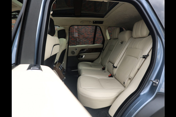 Land Rover Range Rover P400e Autobiography | Byron Blue - perfecte historie Land Rover Range Rover P400e Autobiography | Byron Blue - perfecte historie