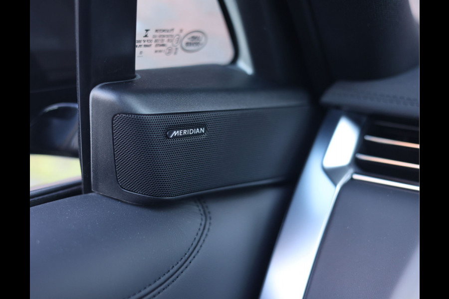 Land Rover Range Rover P510e HSE | Pano - Trekhaak - Massage Land Rover Range Rover P510e HSE | Pano - Trekhaak - Massage