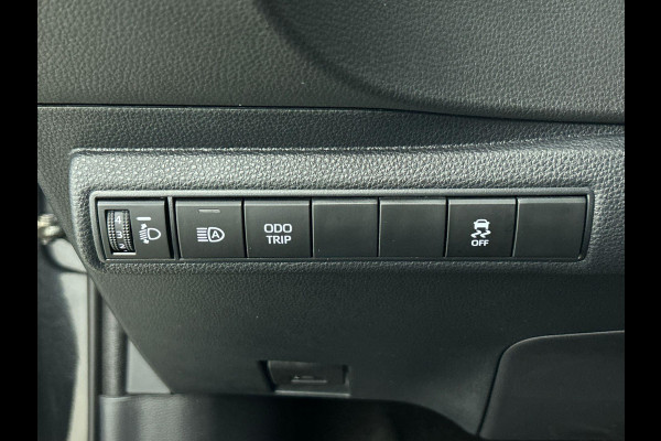 Toyota Corolla Touring Sports 1.8 Hybrid Automaat Active | Navigatie | Apple Carplay/Android Auto | Camera | Parkeersensoren | Adaptive Cruise Control | Full Led | Climate Control | Lichtmetalen velgen