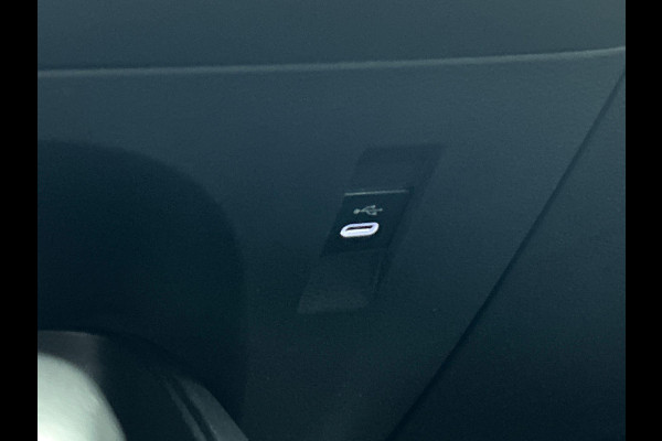 Toyota Corolla Touring Sports 1.8 Hybrid Automaat Active | Navigatie | Apple Carplay/Android Auto | Camera | Parkeersensoren | Adaptive Cruise Control | Full Led | Climate Control | Lichtmetalen velgen