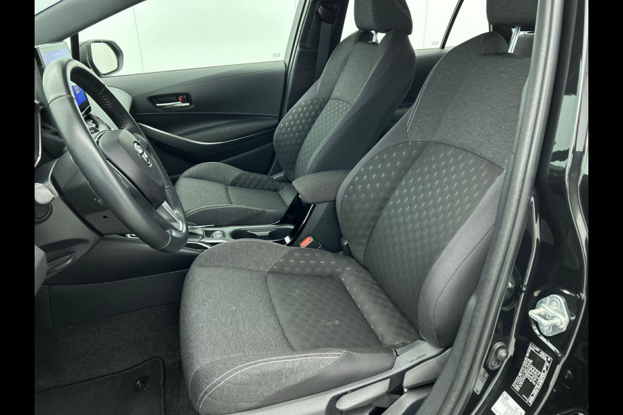 Toyota Corolla Touring Sports 1.8 Hybrid Automaat Active | Navigatie | Apple Carplay/Android Auto | Camera | Parkeersensoren | Adaptive Cruise Control | Full Led | Climate Control | Lichtmetalen velgen