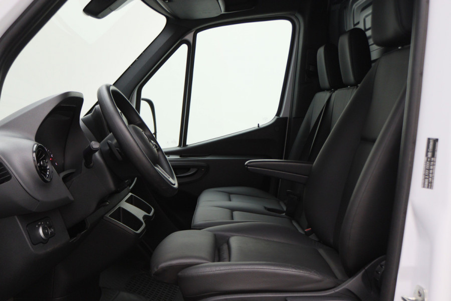 Mercedes-Benz Sprinter 317 CDI Aut. L2H1 Leer, 3-Zits, Camera, Standkachel, Apple Carplay, Cruise, DAB