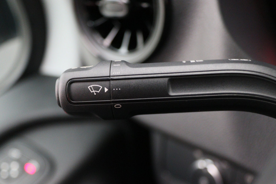 Mercedes-Benz Sprinter 317 CDI Aut. L2H1 Leer, 3-Zits, Camera, Standkachel, Apple Carplay, Cruise, DAB