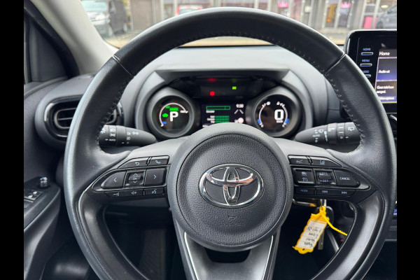 Toyota Yaris 1.5 Hybrid Dynamic | 16 inch, LED, Apple CarPlay/Android Auto, parkeercamera, Climate control, Adaptive cruise control Toyota Yaris 1.5 Hybrid Dynamic | 16 inch, LED, Apple CarPlay/Android Auto, parkeercamera, Climate control, Adaptive cruise control