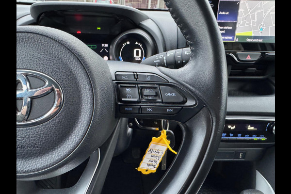 Toyota Yaris 1.5 Hybrid Dynamic | 16 inch, LED, Apple CarPlay/Android Auto, parkeercamera, Climate control, Adaptive cruise control Toyota Yaris 1.5 Hybrid Dynamic | 16 inch, LED, Apple CarPlay/Android Auto, parkeercamera, Climate control, Adaptive cruise control