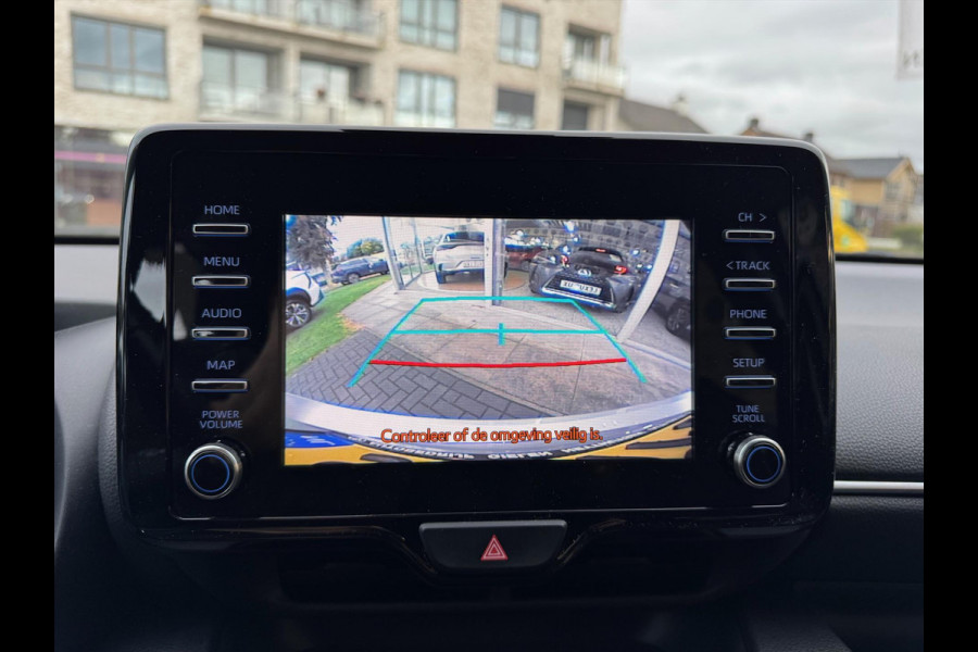 Toyota Yaris 1.5 Hybrid Dynamic | 16 inch, LED, Apple CarPlay/Android Auto, parkeercamera, Climate control, Adaptive cruise control Toyota Yaris 1.5 Hybrid Dynamic | 16 inch, LED, Apple CarPlay/Android Auto, parkeercamera, Climate control, Adaptive cruise control