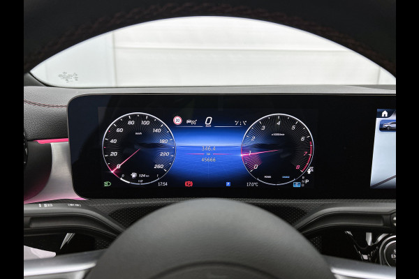Mercedes-Benz CLA-Klasse 180 AMG Line Panoramadak | 5 spaaks lichtmetalen velgen MBUX wide screen | Navigatie | Parking support met camera achter | Inclusief 24 maanden Mercedes-Benz Certified garantie voor Europa. Mercedes-Benz CLA-Klasse 180 AMG Line Panoramadak | 5 spaaks lichtmetalen velgen MBUX wide screen | Navigatie | Parking support met camera achter | Inclusief 24 maanden Mercedes-Benz Certified garantie voor Europa.