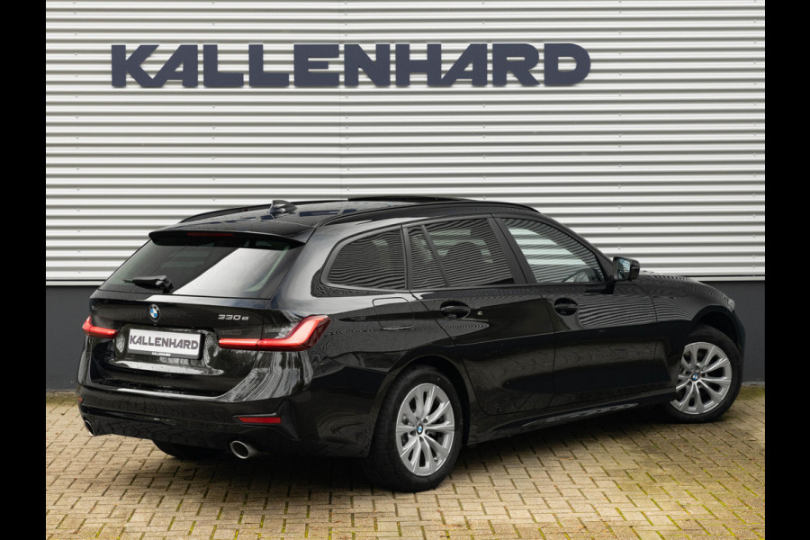 BMW 3 Serie Touring 330e xDrive - Panorama - ACC - Hifi - Sportstoelen - Stoelverwarming BMW 3 Serie Touring 330e xDrive - Panorama - ACC - Hifi - Sportstoelen - Stoelverwarming