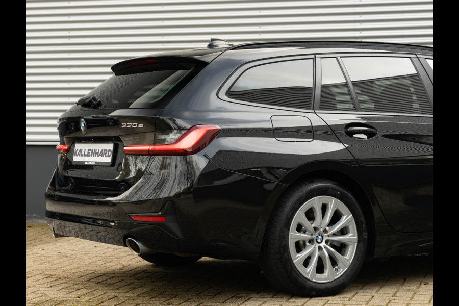 BMW 3 Serie Touring 330e xDrive - Panorama - ACC - Hifi - Sportstoelen - Stoelverwarming BMW 3 Serie Touring 330e xDrive - Panorama - ACC - Hifi - Sportstoelen - Stoelverwarming