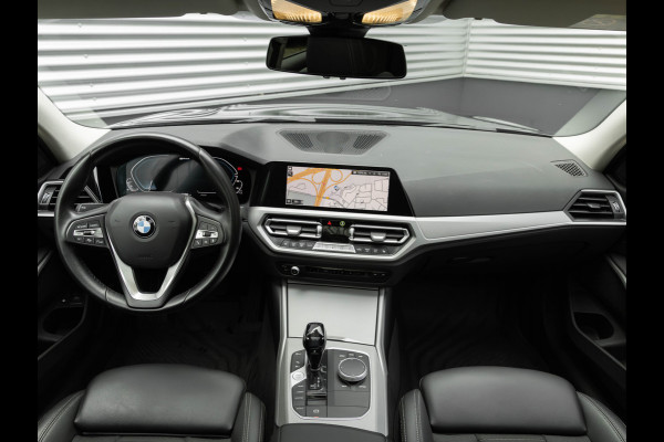 BMW 3 Serie Touring 330e xDrive - Panorama - ACC - Hifi - Sportstoelen - Stoelverwarming BMW 3 Serie Touring 330e xDrive - Panorama - ACC - Hifi - Sportstoelen - Stoelverwarming