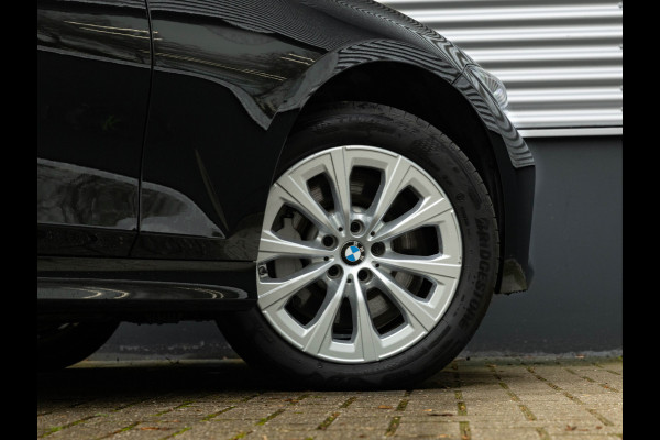 BMW 3 Serie Touring 330e xDrive - Panorama - ACC - Hifi - Sportstoelen - Stoelverwarming BMW 3 Serie Touring 330e xDrive - Panorama - ACC - Hifi - Sportstoelen - Stoelverwarming