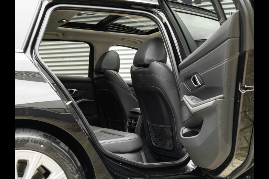 BMW 3 Serie Touring 330e xDrive - Panorama - ACC - Hifi - Sportstoelen - Stoelverwarming BMW 3 Serie Touring 330e xDrive - Panorama - ACC - Hifi - Sportstoelen - Stoelverwarming