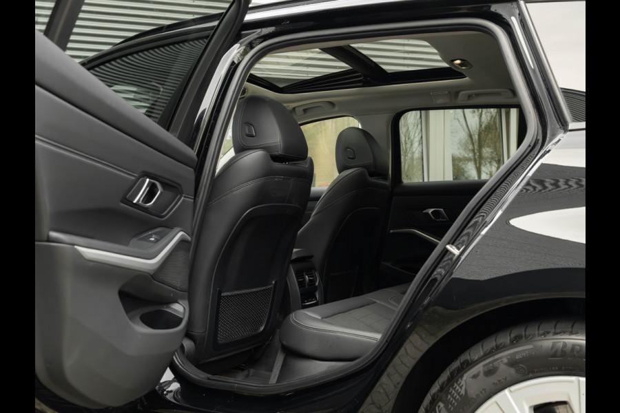 BMW 3 Serie Touring 330e xDrive - Panorama - ACC - Hifi - Sportstoelen - Stoelverwarming BMW 3 Serie Touring 330e xDrive - Panorama - ACC - Hifi - Sportstoelen - Stoelverwarming