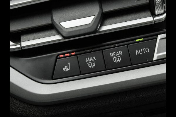 BMW 3 Serie Touring 330e xDrive - Panorama - ACC - Hifi - Sportstoelen - Stoelverwarming BMW 3 Serie Touring 330e xDrive - Panorama - ACC - Hifi - Sportstoelen - Stoelverwarming