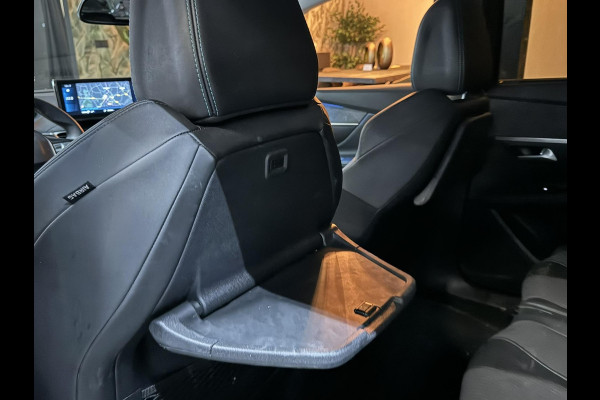 Peugeot 5008 1.2 PureTech Blue Lease Allure 7P. NAP Garantie Trekhaak Carplay Elek Achterklep Cruise Clima Navi Led Sfeer Rijklaar Peugeot 5008 1.2 PureTech Blue Lease Allure 7P. NAP Garantie Trekhaak Carplay Elek Achterklep Cruise Clima Navi Led Sfeer Rijklaar