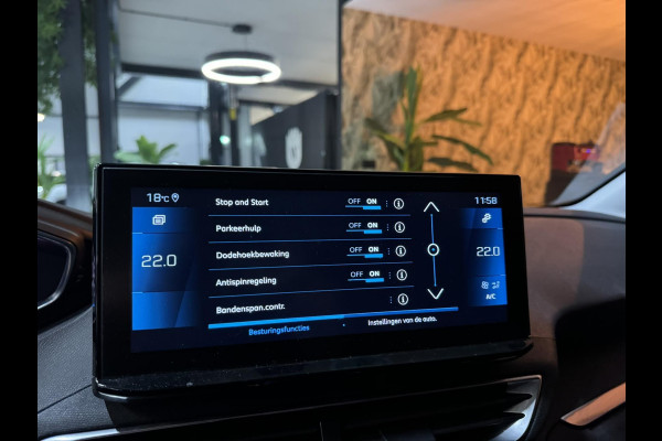 Peugeot 5008 1.2 PureTech Blue Lease Allure 7P. NAP Garantie Trekhaak Carplay Elek Achterklep Cruise Clima Navi Led Sfeer Rijklaar Peugeot 5008 1.2 PureTech Blue Lease Allure 7P. NAP Garantie Trekhaak Carplay Elek Achterklep Cruise Clima Navi Led Sfeer Rijklaar