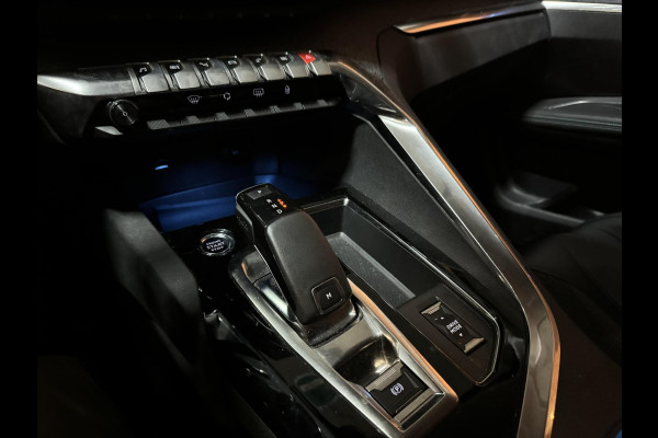 Peugeot 5008 1.2 PureTech Blue Lease Allure 7P. NAP Garantie Trekhaak Carplay Elek Achterklep Cruise Clima Navi Led Sfeer Rijklaar Peugeot 5008 1.2 PureTech Blue Lease Allure 7P. NAP Garantie Trekhaak Carplay Elek Achterklep Cruise Clima Navi Led Sfeer Rijklaar