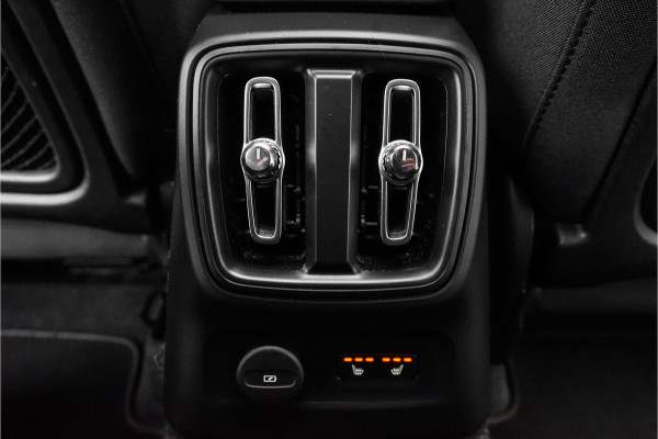 Volvo XC40 1.5 T4 Recharge Pano 360° Camera H/K CarPlay Volvo XC40 1.5 T4 Recharge Pano 360° Camera H/K CarPlay