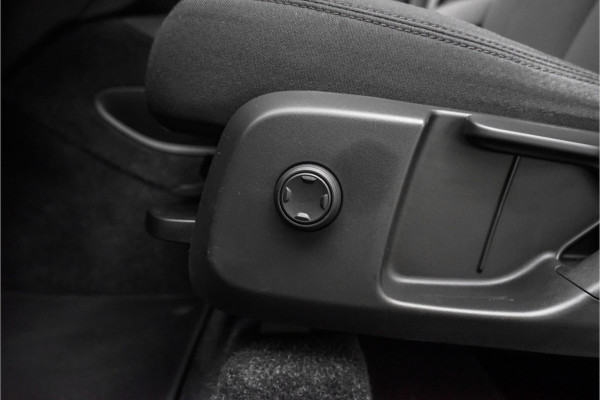 Volvo XC40 1.5 T4 Recharge Pano 360° Camera H/K CarPlay Volvo XC40 1.5 T4 Recharge Pano 360° Camera H/K CarPlay