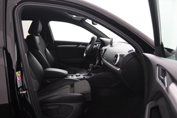 Audi A3 Sportback 35 TFSI CoD Advance Sport (BLACK PACK, VIRTUAL COCKPIT, STOELVERWARMING, 1e EIGENAAR, GOED ONDERHOUDEN)