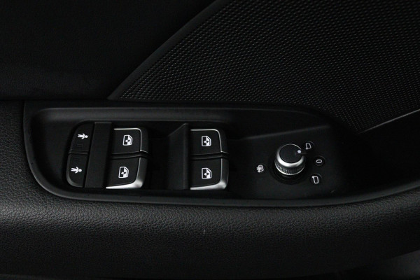 Audi A3 Sportback 35 TFSI CoD Advance Sport (BLACK PACK, VIRTUAL COCKPIT, STOELVERWARMING, 1e EIGENAAR, GOED ONDERHOUDEN)