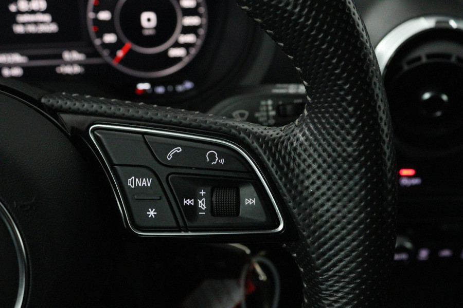Audi A3 Sportback 35 TFSI CoD Advance Sport (BLACK PACK, VIRTUAL COCKPIT, STOELVERWARMING, 1e EIGENAAR, GOED ONDERHOUDEN)