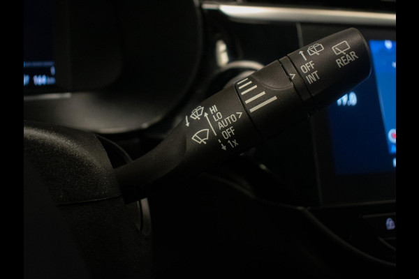 Opel CORSA-E Elegance 50 kWh Sport (APPLE CARPLAY,STOEL/STUURVERWARMING,NAVI,CRUISE,LEDER,CLIMATE,PDC,KEYLESS,SPORTSTOELEN)