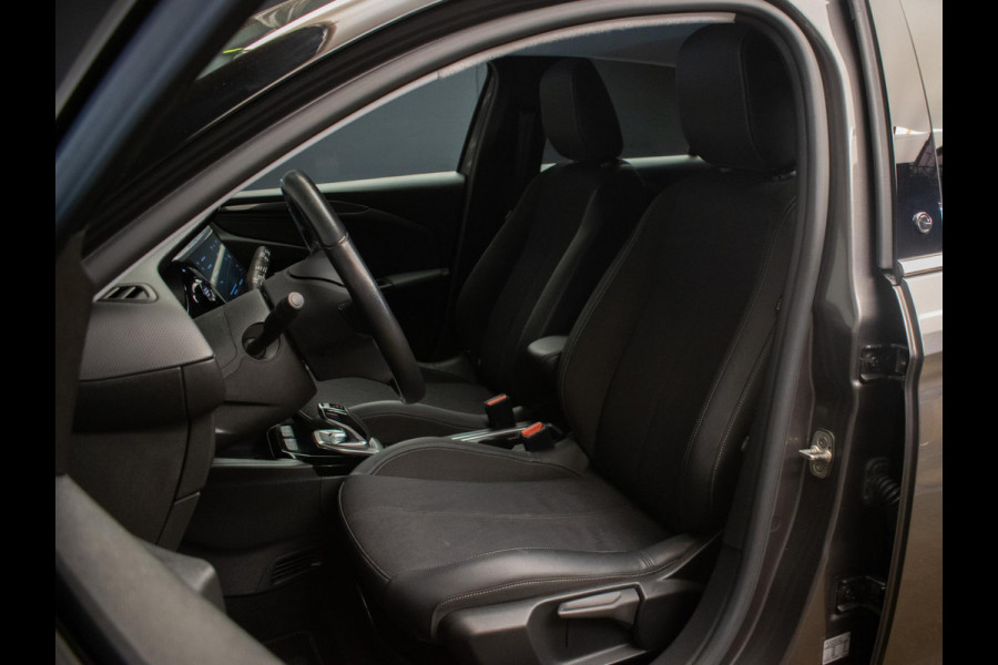 Opel CORSA-E Elegance 50 kWh Sport (APPLE CARPLAY,STOEL/STUURVERWARMING,NAVI,CRUISE,LEDER,CLIMATE,PDC,KEYLESS,SPORTSTOELEN)