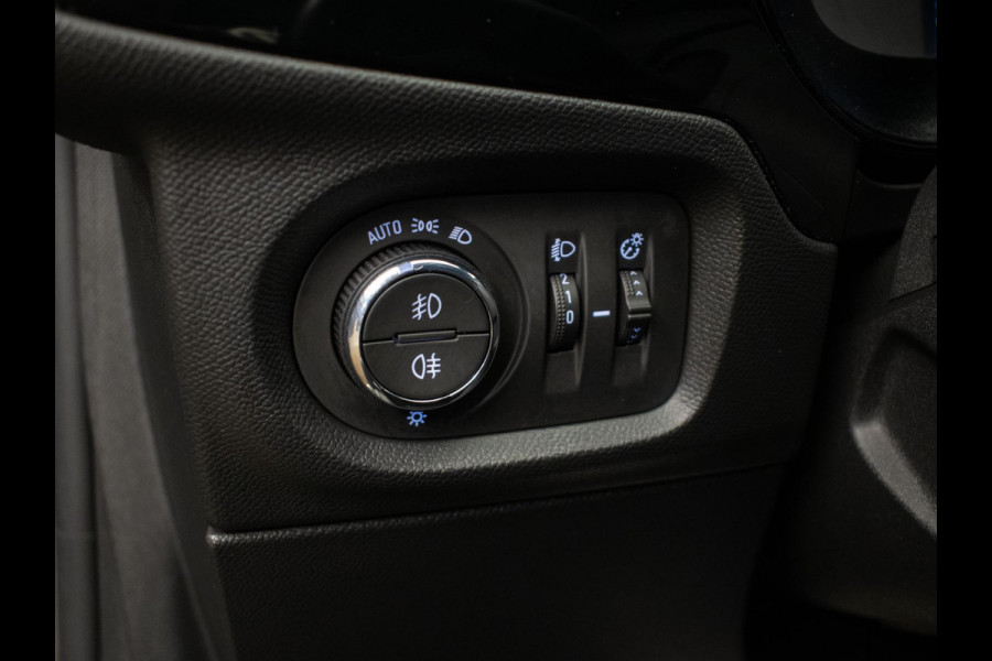 Opel CORSA-E Elegance 50 kWh Sport (APPLE CARPLAY,STOEL/STUURVERWARMING,NAVI,CRUISE,LEDER,CLIMATE,PDC,KEYLESS,SPORTSTOELEN)