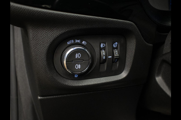 Opel CORSA-E Elegance 50 kWh Sport (APPLE CARPLAY,STOEL/STUURVERWARMING,NAVI,CRUISE,LEDER,CLIMATE,PDC,KEYLESS,SPORTSTOELEN)