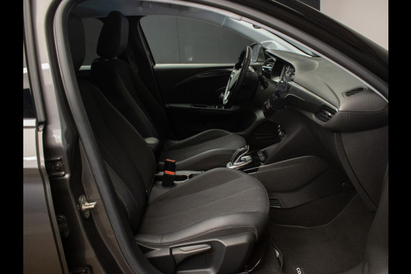 Opel CORSA-E Elegance 50 kWh Sport (APPLE CARPLAY,STOEL/STUURVERWARMING,NAVI,CRUISE,LEDER,CLIMATE,PDC,KEYLESS,SPORTSTOELEN)