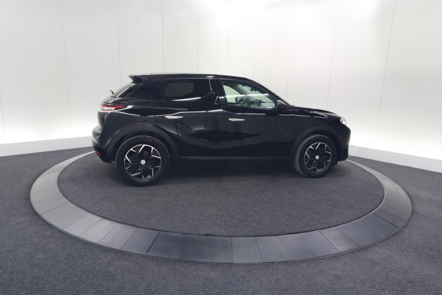 DS DS 3 Crossback E-Tense So Chic 50 kWh | 3 Fase | Camera | Dodehoekdetectie | Apple Carplay DS DS 3 Crossback E-Tense So Chic 50 kWh | 3 Fase | Camera | Dodehoekdetectie | Apple Carplay
