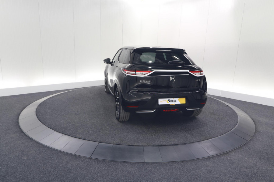 DS DS 3 Crossback E-Tense So Chic 50 kWh | 3 Fase | Camera | Dodehoekdetectie | Apple Carplay DS DS 3 Crossback E-Tense So Chic 50 kWh | 3 Fase | Camera | Dodehoekdetectie | Apple Carplay