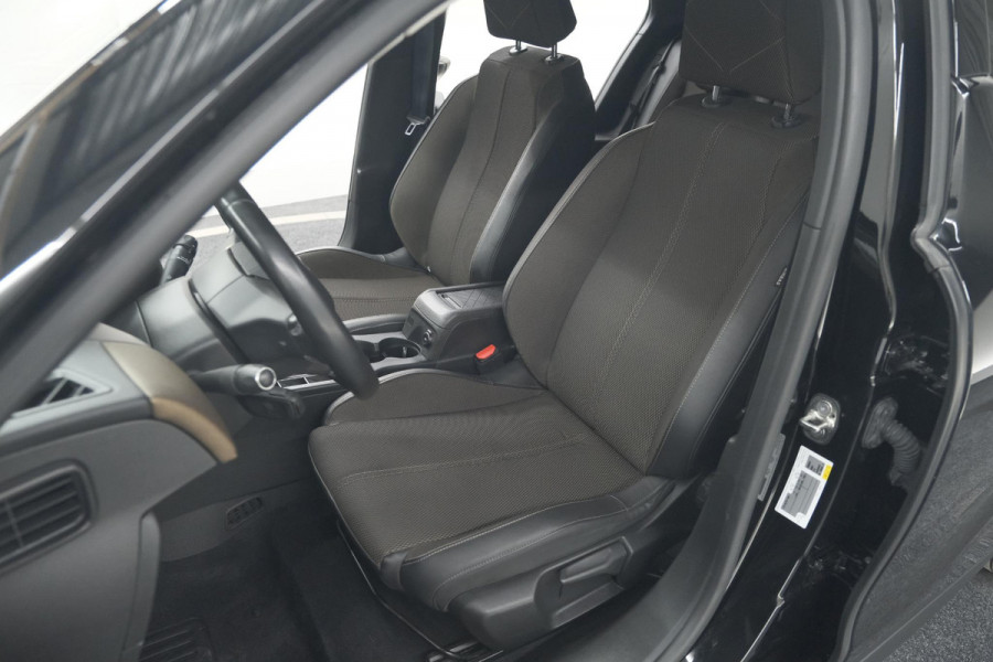 DS DS 3 Crossback E-Tense So Chic 50 kWh | 3 Fase | Camera | Dodehoekdetectie | Apple Carplay DS DS 3 Crossback E-Tense So Chic 50 kWh | 3 Fase | Camera | Dodehoekdetectie | Apple Carplay