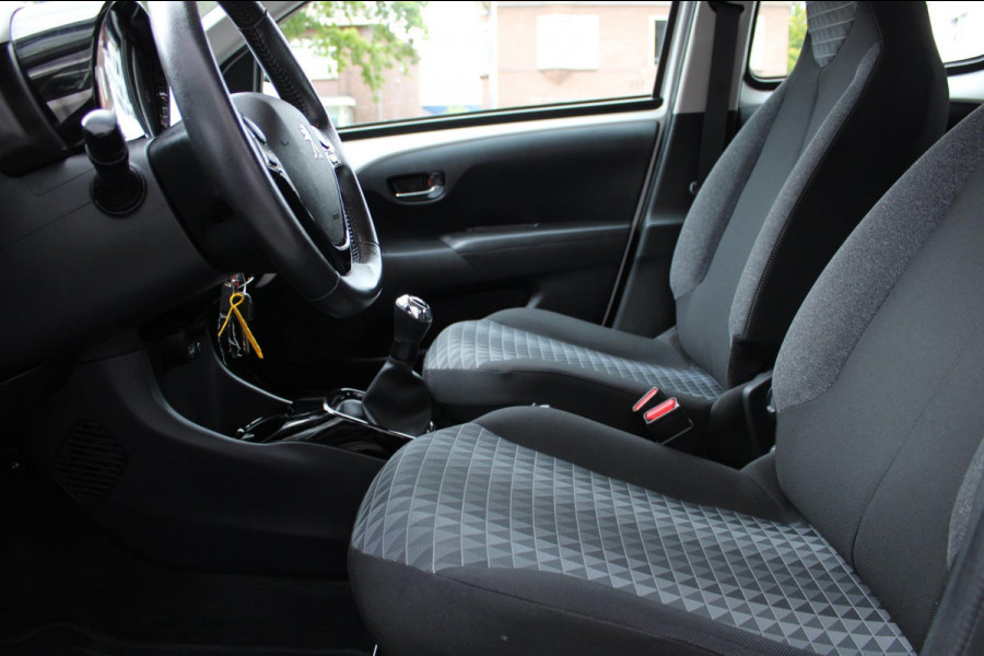 Peugeot 108 1.0 e-VTi Allure Airco Camera Carplay Nap Peugeot 108 1.0 e-VTi Allure Airco Camera Carplay Nap