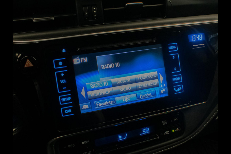 Toyota Auris Touring Sports 1.8 Hybrid Dynamic Go Sport (NAVI,CAMERA,CLIMATE,CRUISE,PDC,GETINT,DAB,SPORTSTOELEN,LM VELGEN)
