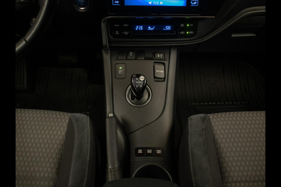 Toyota Auris Touring Sports 1.8 Hybrid Dynamic Go Sport (NAVI,CAMERA,CLIMATE,CRUISE,PDC,GETINT,DAB,SPORTSTOELEN,LM VELGEN)