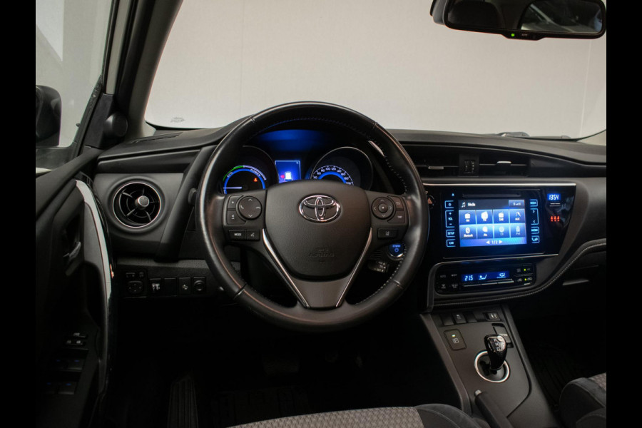 Toyota Auris Touring Sports 1.8 Hybrid Dynamic Go Sport (NAVI,CAMERA,CLIMATE,CRUISE,PDC,GETINT,DAB,SPORTSTOELEN,LM VELGEN)