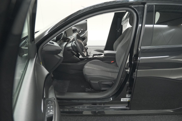 Peugeot 208 PureTech 100 Allure | Parkeersensoren | Navigatie | Apple Carplay Peugeot 208 PureTech 100 Allure | Parkeersensoren | Navigatie | Apple Carplay