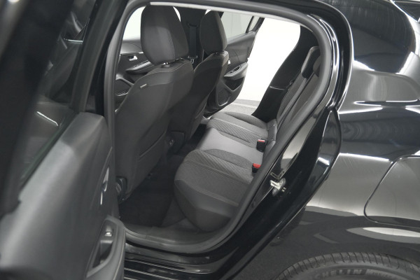 Peugeot 208 PureTech 100 Allure | Parkeersensoren | Navigatie | Apple Carplay Peugeot 208 PureTech 100 Allure | Parkeersensoren | Navigatie | Apple Carplay
