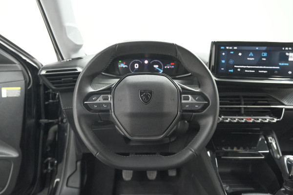 Peugeot 208 PureTech 100 Allure | Parkeersensoren | Navigatie | Apple Carplay Peugeot 208 PureTech 100 Allure | Parkeersensoren | Navigatie | Apple Carplay