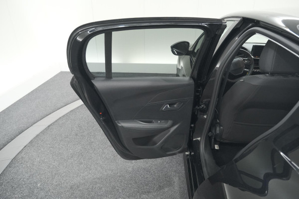 Peugeot 208 PureTech 100 Allure | Parkeersensoren | Navigatie | Apple Carplay Peugeot 208 PureTech 100 Allure | Parkeersensoren | Navigatie | Apple Carplay