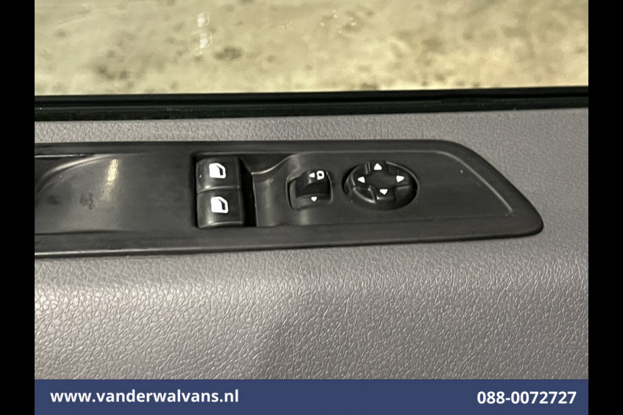 Peugeot Expert 1.6 BlueHDI L2H1 Euro6 Airco | Navigatie | Apple Carplay | Cruisecontrol | Imperiaal | Trekhaak Parkeersensoren,  Android Auto Peugeot Expert 1.6 BlueHDI L2H1 Euro6 Airco | Navigatie | Apple Carplay | Cruisecontrol | Imperiaal | Trekhaak Parkeersensoren,  Android Auto