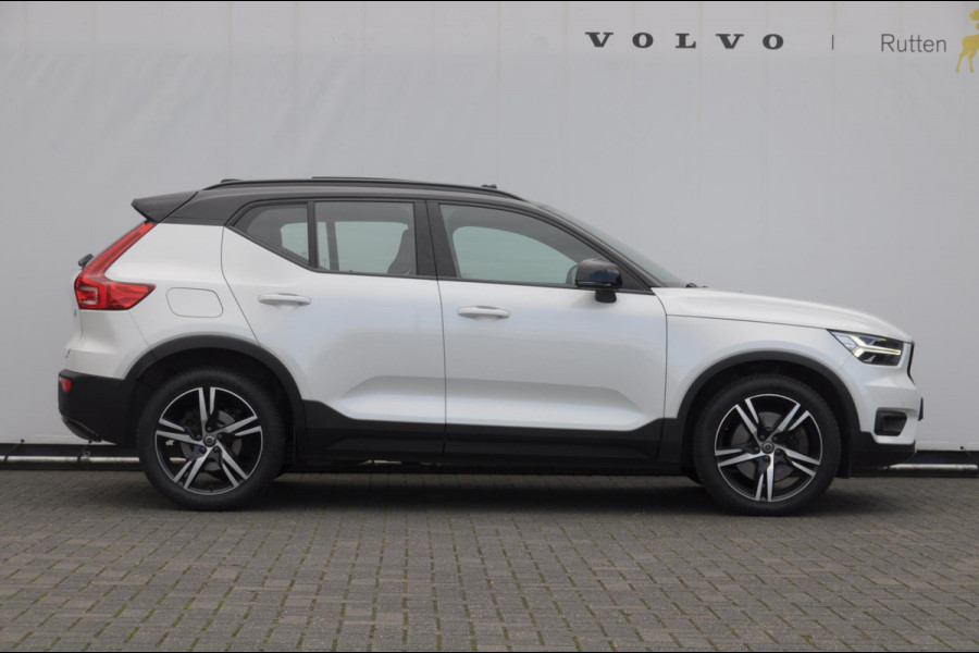 Volvo XC40 T5 262PK Automaat Recharge R-Design / BLIS / Stoel - en stuurwielverwarming / Leder met alcantara interieur / Parkeersensoren met 360 camera / Keyless entry / Elektrische stoelen met geheugen / Panoramadak / Harman kardon Volvo XC40 T5 262PK Automaat Recharge R-Design / BLIS / Stoel - en stuurwielverwarming / Leder met alcantara interieur / Parkeersensoren met 360 camera / Keyless entry / Elektrische stoelen met geheugen / Panoramadak / Harman kardon