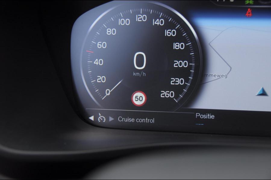 Volvo XC40 T5 262PK Automaat Recharge R-Design / BLIS / Stoel - en stuurwielverwarming / Leder met alcantara interieur / Parkeersensoren met 360 camera / Keyless entry / Elektrische stoelen met geheugen / Panoramadak / Harman kardon Volvo XC40 T5 262PK Automaat Recharge R-Design / BLIS / Stoel - en stuurwielverwarming / Leder met alcantara interieur / Parkeersensoren met 360 camera / Keyless entry / Elektrische stoelen met geheugen / Panoramadak / Harman kardon